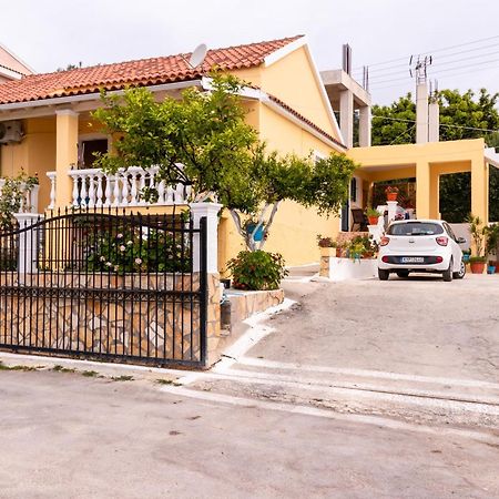 Dimitris House Petriti公寓 外观 照片