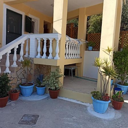 Dimitris House Petriti公寓 外观 照片