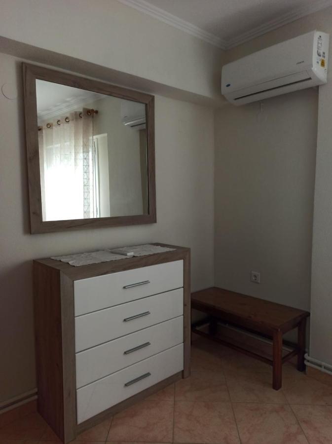 Dimitris House Petriti公寓 外观 照片