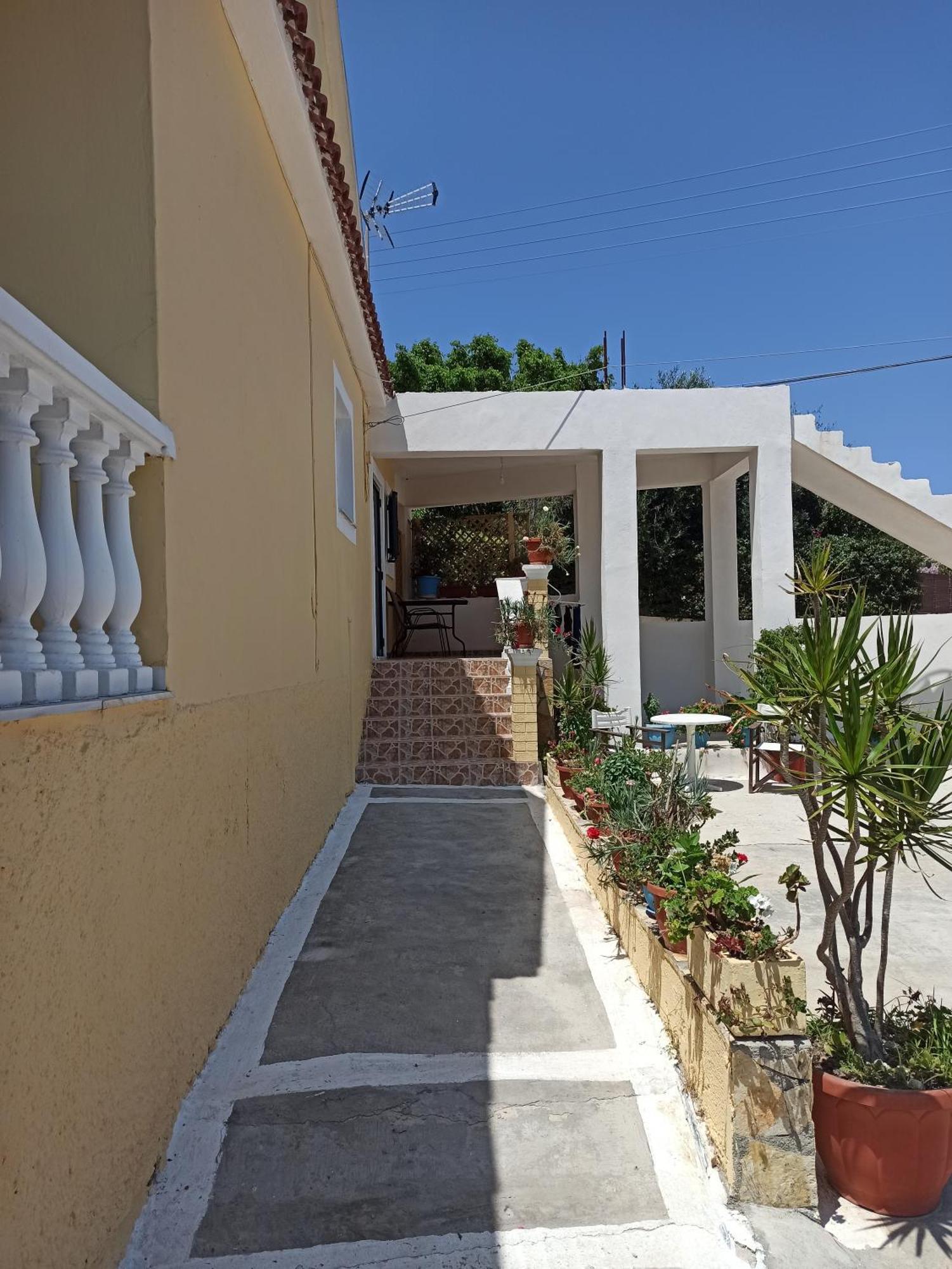 Dimitris House Petriti公寓 外观 照片